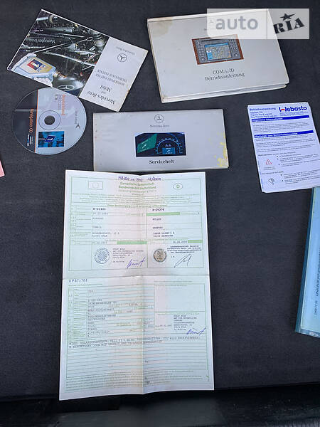 Седан Mercedes-Benz E-Class 2000 в Чернівцях