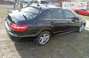 Седан Mercedes-Benz E-Class 2010 в Харькове