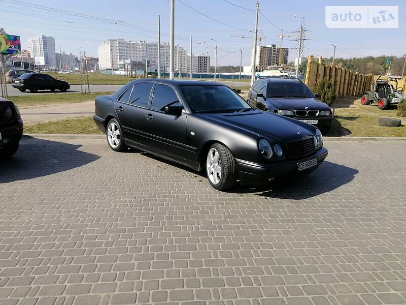 Седан Mercedes-Benz E-Class 1999 в Чернигове фото 3 Седан Mercedes-Benz E-Class 1999 в Чернигове