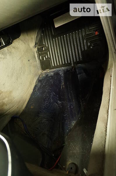 Седан Mercedes-Benz E-Class 1995 в Білій Церкві