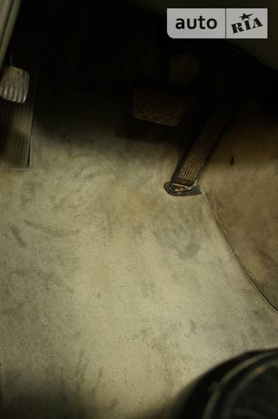 Седан Mercedes-Benz E-Class 1995 в Білій Церкві