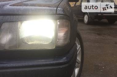 Седан Mercedes-Benz E-Class 1987 в 