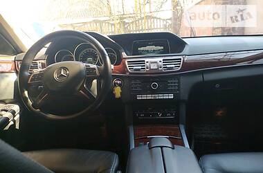 Седан Mercedes-Benz E-Class 2016 в 