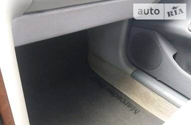 Седан Mercedes-Benz E-Class 2001 в 
