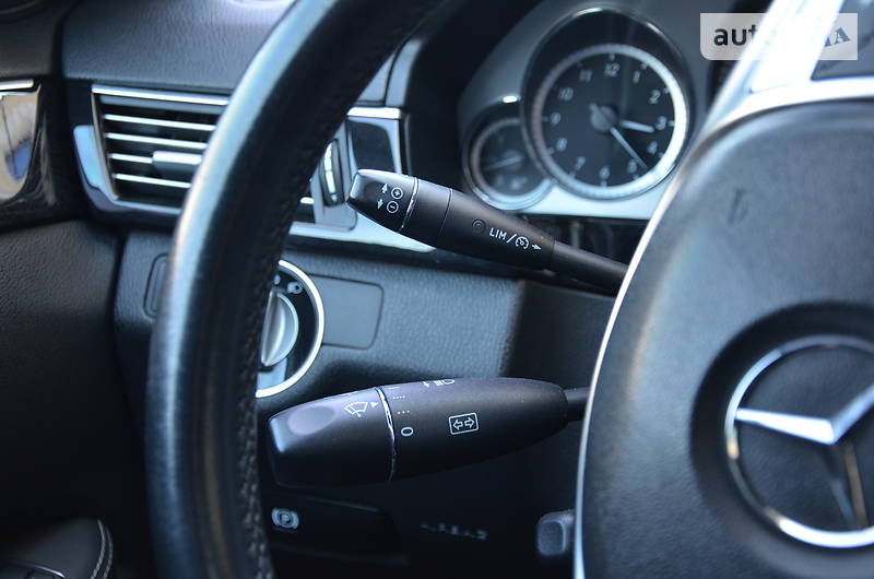 Седан Mercedes-Benz E-Class 2012 в Києві