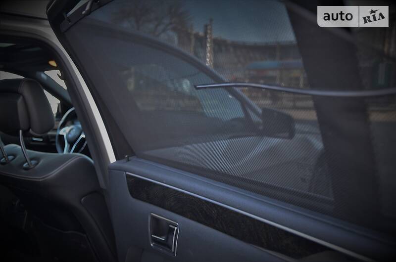 Седан Mercedes-Benz E-Class 2012 в Києві