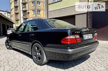 Седан Mercedes-Benz E-Class 2001 в Ивано-Франковске