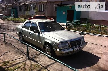Седан Mercedes-Benz E-Class 1993 в 