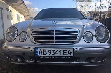 Седан Mercedes-Benz E-Class 2000 в 