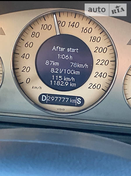 Седан Mercedes-Benz E-Class 2003 в Києві