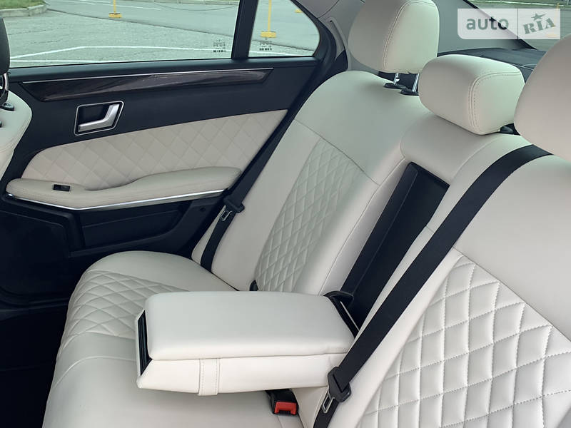 Седан Mercedes-Benz E-Class 2013 в Києві