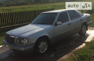 Седан Mercedes-Benz E-Class 1995 в 