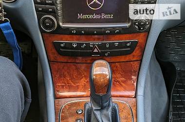 Седан Mercedes-Benz E-Class 2004 в 