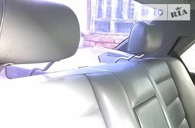 Седан Mercedes-Benz E-Class 1989 в 