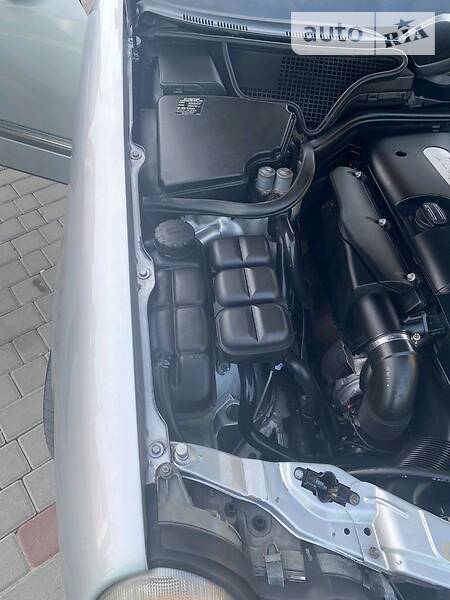 Седан Mercedes-Benz E-Class 2000 в Коломиї