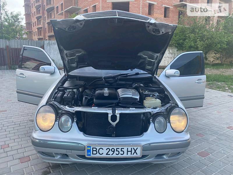 Седан Mercedes-Benz E-Class 2000 в Коломиї
