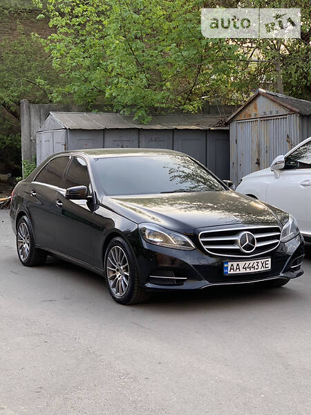 Седан Mercedes-Benz E-Class 2013 в Києві