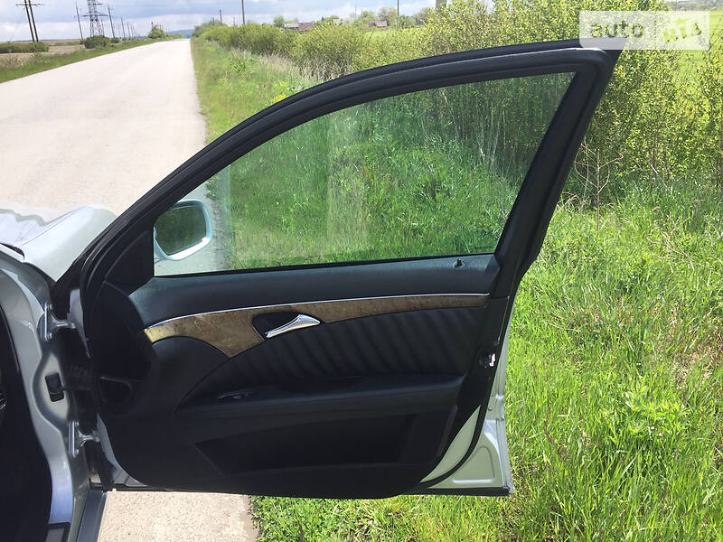 Седан Mercedes-Benz E-Class 2007 в Львові фото 17 Седан Mercedes-Benz E-Class 2007 в Львові