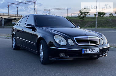 Седан Mercedes-Benz E-Class 2004 в 