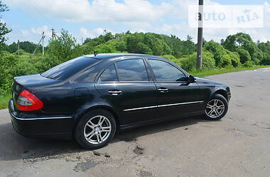 Седан Mercedes-Benz E-Class 2006 в Долине