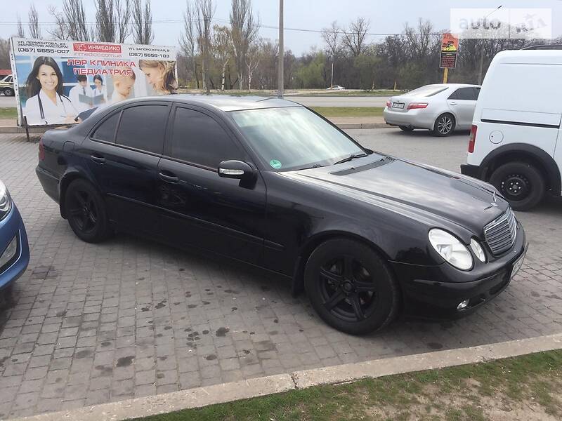 Седан Mercedes-Benz E-Class 2006 в 