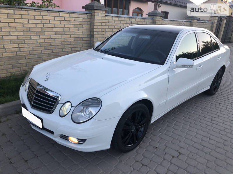 Седан Mercedes-Benz E-Class 2007 в Львове