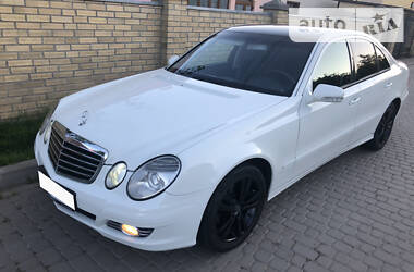 Седан Mercedes-Benz E-Class 2007 в Львове