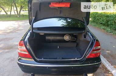 Седан Mercedes-Benz E-Class 2005 в 