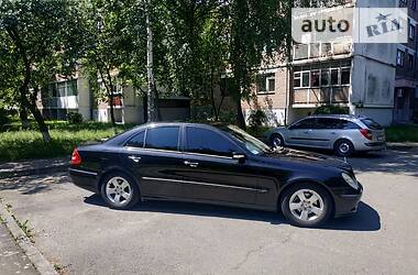 Седан Mercedes-Benz E-Class 2005 в 