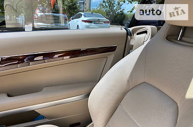 Купе Mercedes-Benz E-Class 2010 в 