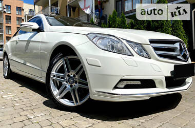 Mercedes-Benz E-Class 2010 Mercedes-Benz E-Class 2010