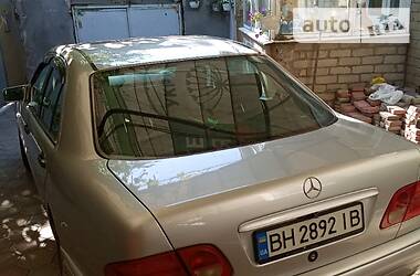 Седан Mercedes-Benz E-Class 1998 в Одессе