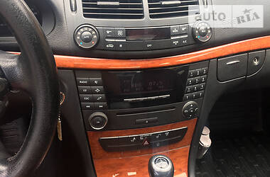 Седан Mercedes-Benz E-Class 2008 в Житомире