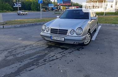 Седан Mercedes-Benz E-Class 1998 в Тернополе
