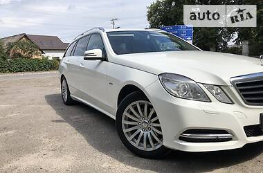 Универсал Mercedes-Benz E-Class 2010 в Львове