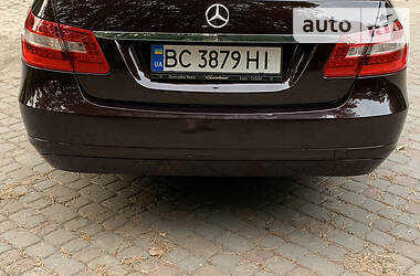 Седан Mercedes-Benz E-Class 2010 в Дрогобичі