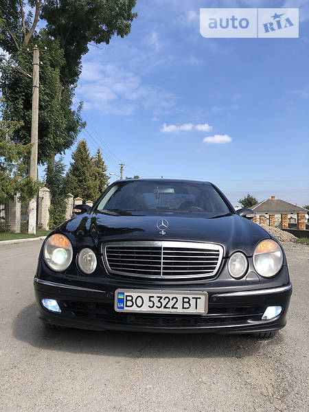 Седан Mercedes-Benz E-Class 2004 в Тернополі