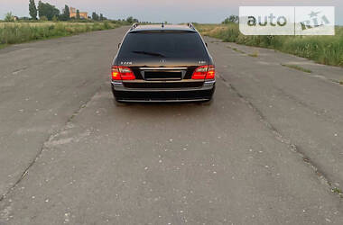 Универсал Mercedes-Benz E-Class 2008 в Тернополе