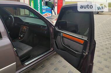 Седан Mercedes-Benz E-Class 1994 в 