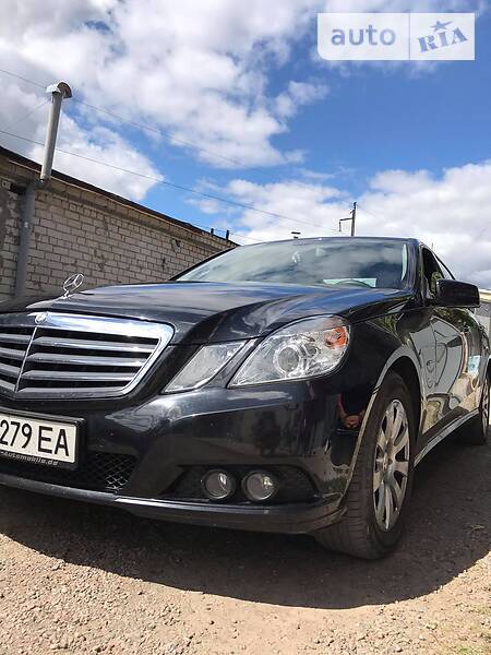 Седан Mercedes-Benz E-Class 2009 в Черкассах фото 2 Седан Mercedes-Benz E-Class 2009 в Черкассах