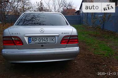 Седан Mercedes-Benz E-Class 2001 в Запоріжжі