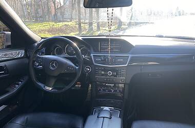 Седан Mercedes-Benz E-Class 2009 в Львове