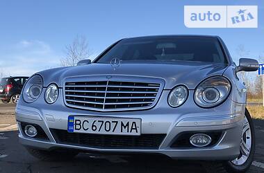 Седан Mercedes-Benz E-Class 2007 в Дрогобыче