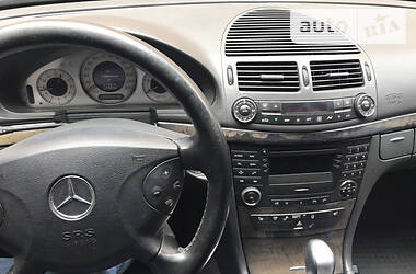 Седан Mercedes-Benz E-Class 2002 в Ивано-Франковске