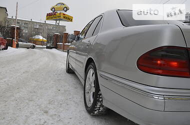 Седан Mercedes-Benz E-Class 2001 в Івано-Франківську