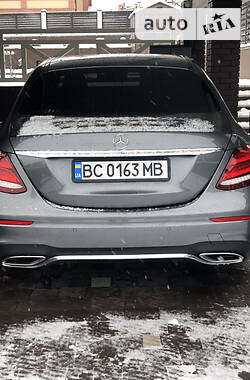Седан Mercedes-Benz E-Class 2019 в Львове