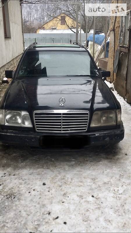 Універсал Mercedes-Benz E-Class 1995 в 