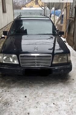 Універсал Mercedes-Benz E-Class 1995 в 