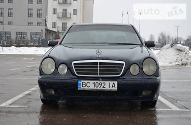 Седан Mercedes-Benz E-Class 2000 в Львове