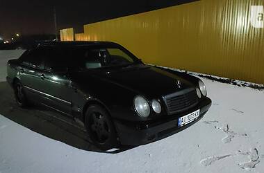 Седан Mercedes-Benz E-Class 1998 в Боярке